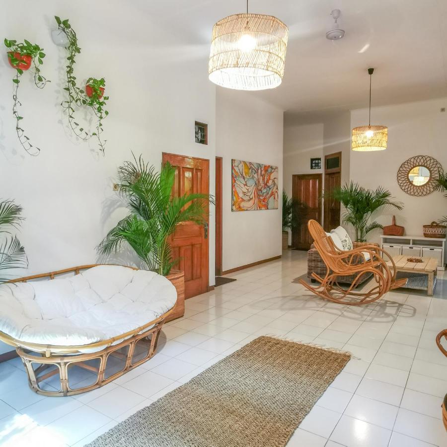 Snooze Ijen Hostel Бануванги Екстериор снимка