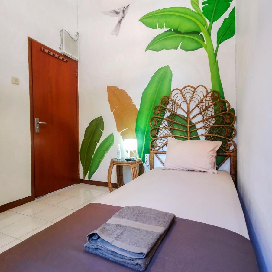 Snooze Ijen Hostel Бануванги Екстериор снимка